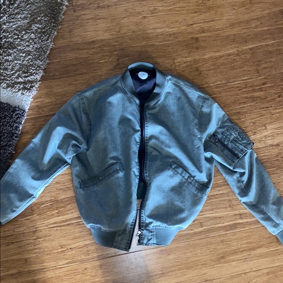 Small army green bomber jacket - Picture 1 of 2